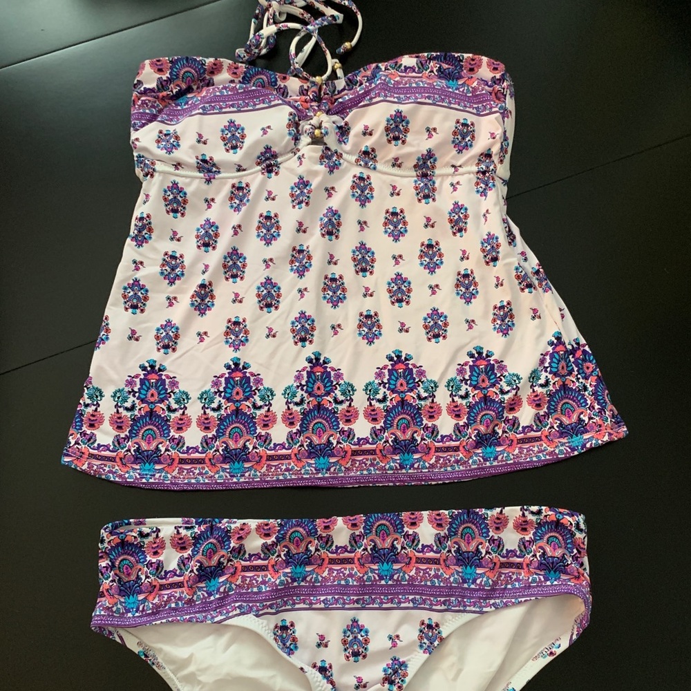 Nanette Lapore tankini, top size M, bottom size L.